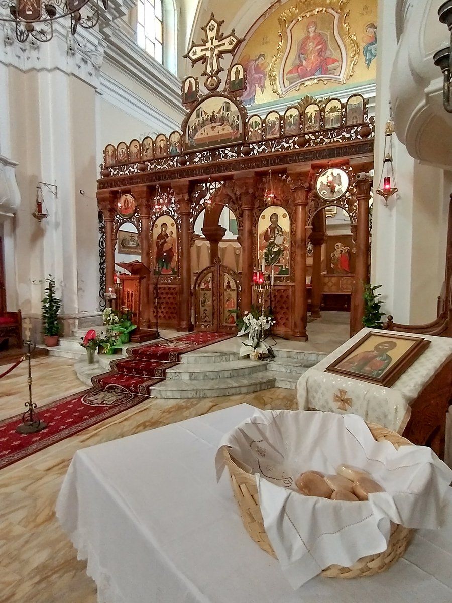 Wunderschöner Altar der Kriche Santa Maria Assunta in Civita