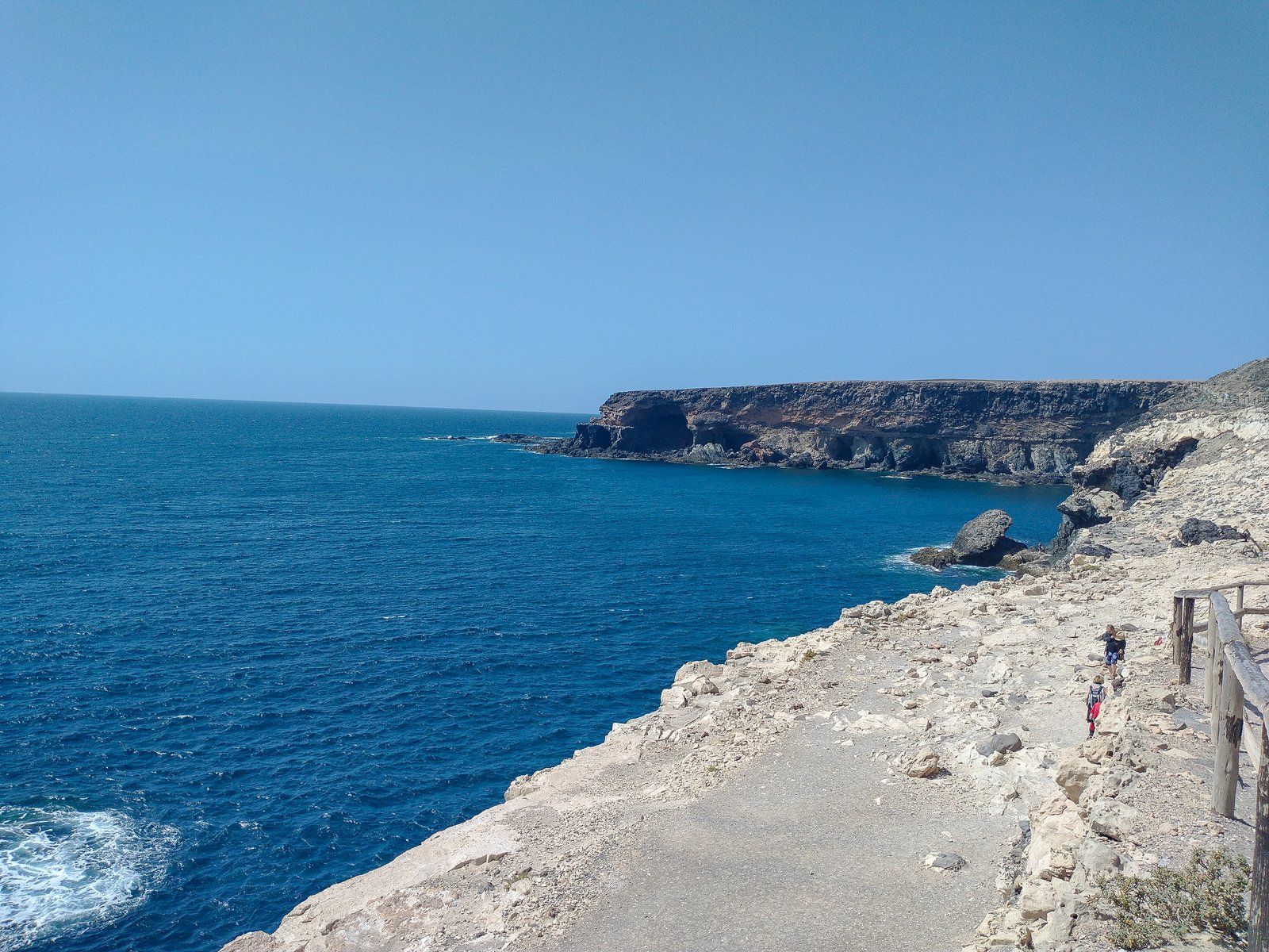 Schöne Aussicht auf dem Weg zu den Höhlen von Ajuy auf Fuerteventura