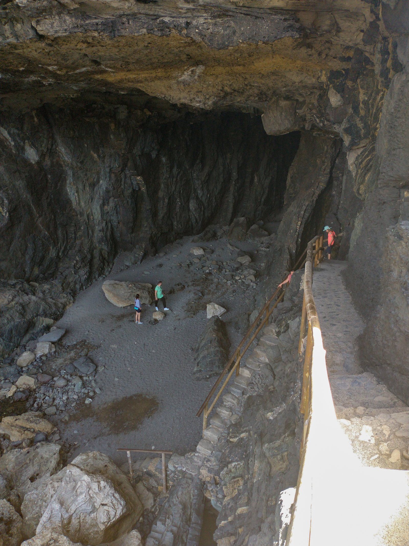 Blick in die Höhlen von Ajuy auf Fuerteventura
