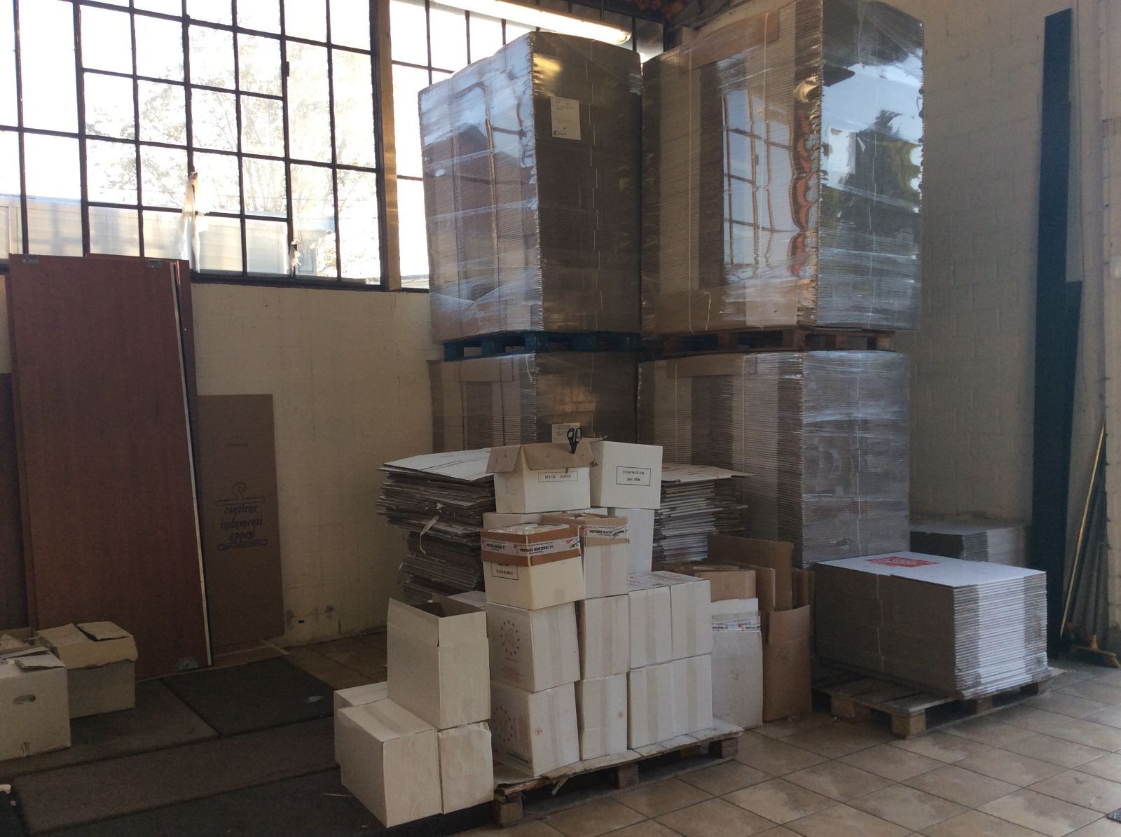 Mobili imballati e custoditi in magazzino