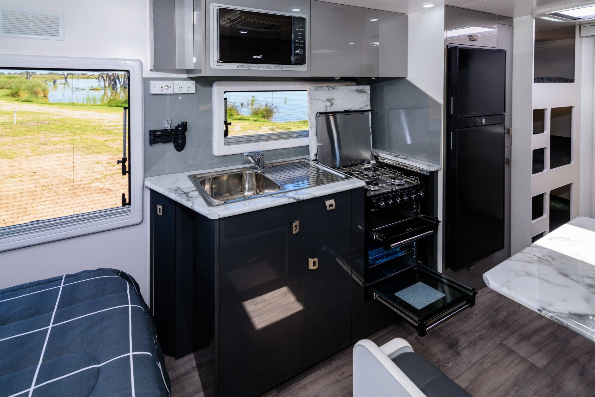 Legend Caravans | Trackline Semi Off-Road | Australian Made Caravans