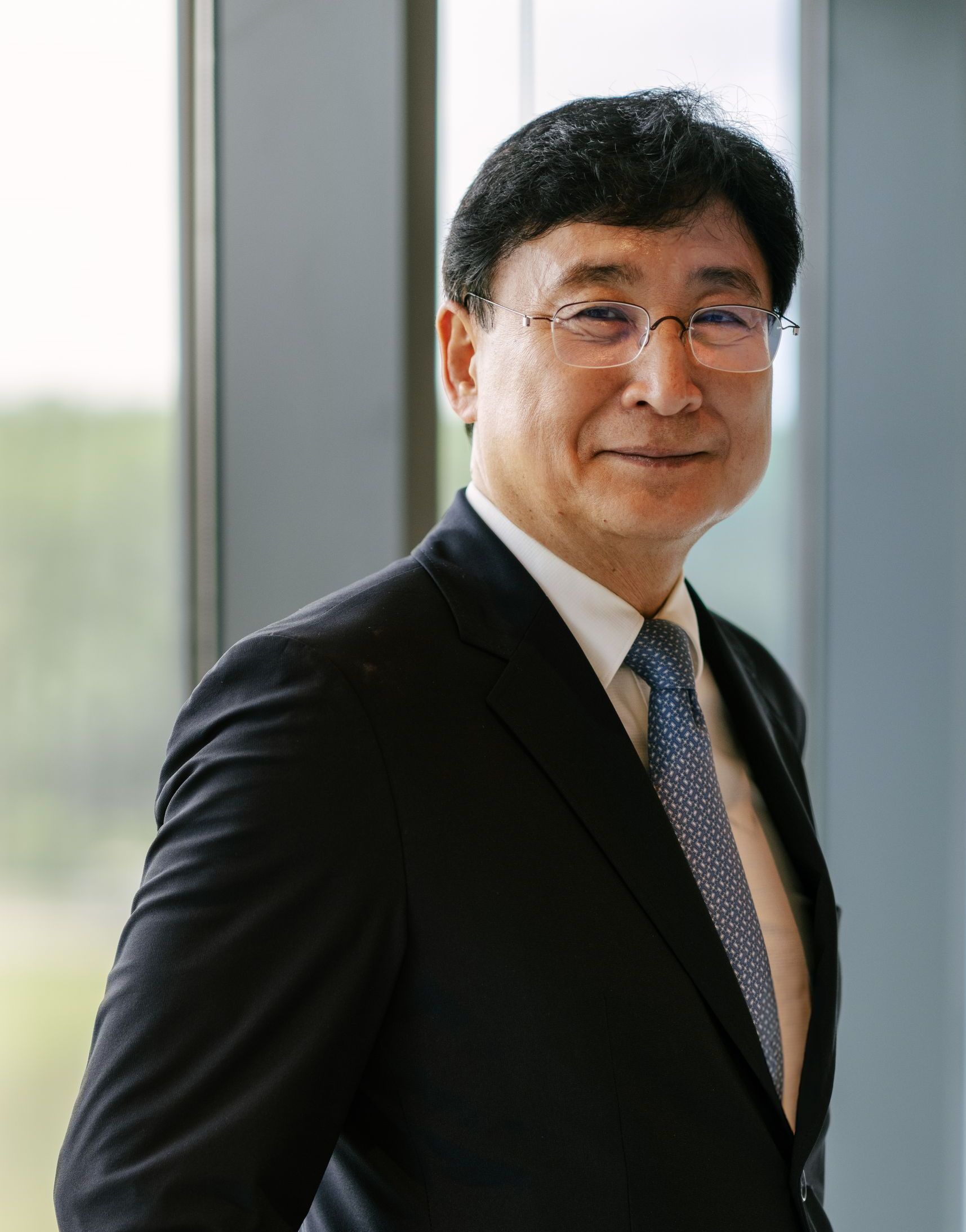 Photo of Dr. Byung Joon Han, CEO & Co-founder