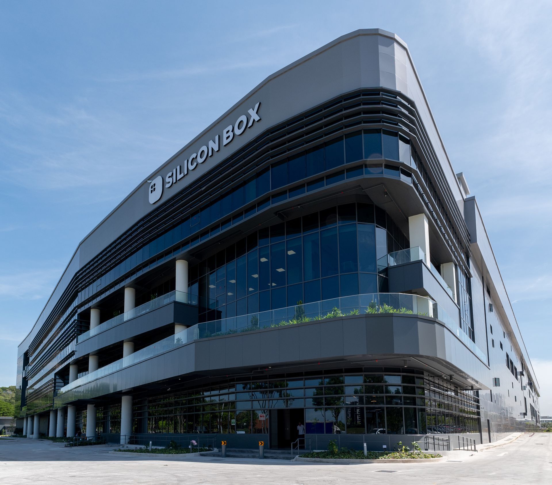 Image of Silicon Box Factory in Singapore