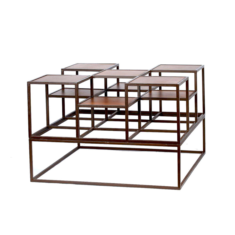 Mesa Quadriculada Marrom com Base Mesa Quadriculada Marrom