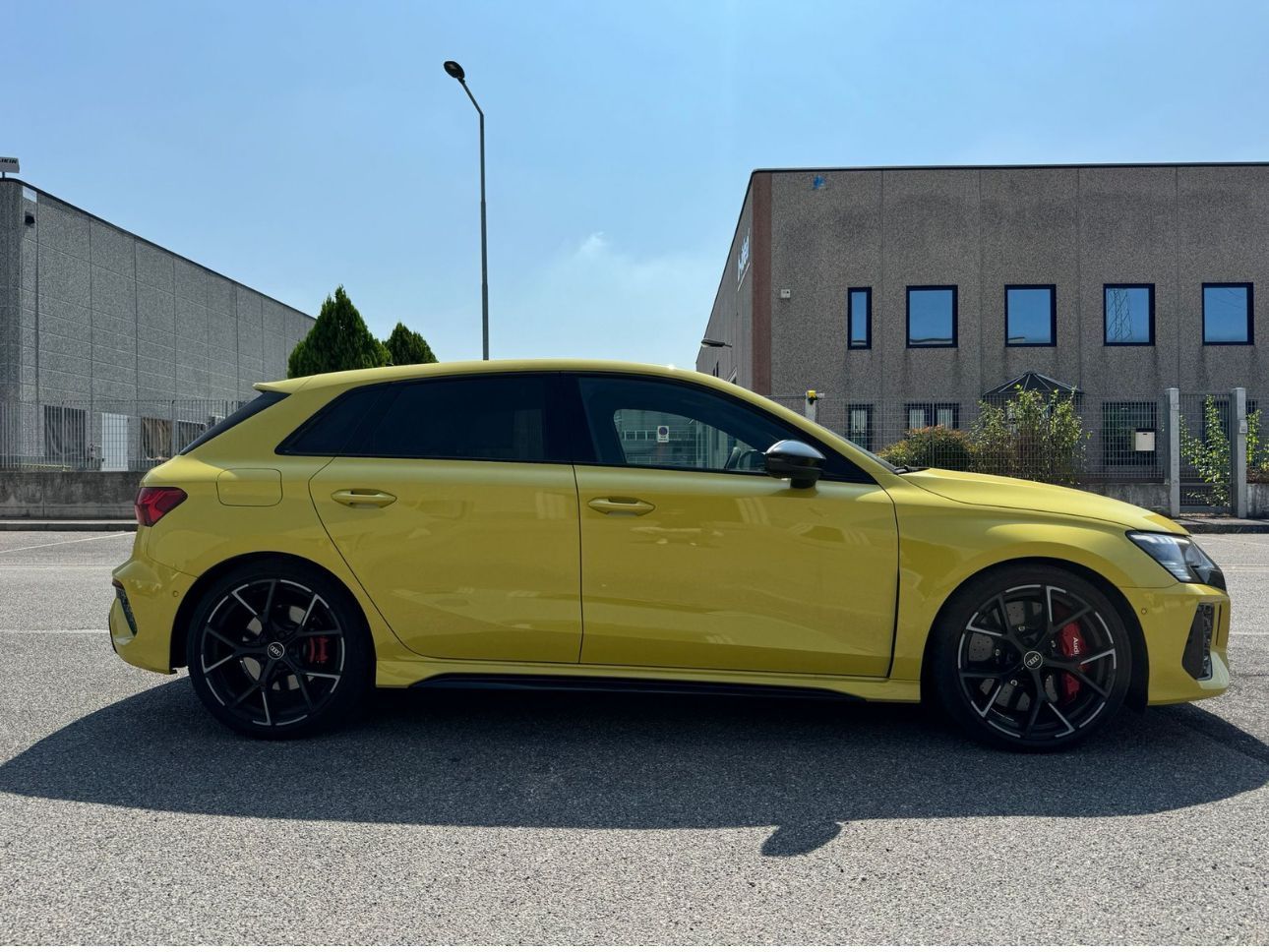 noleggio supercar senza conducente