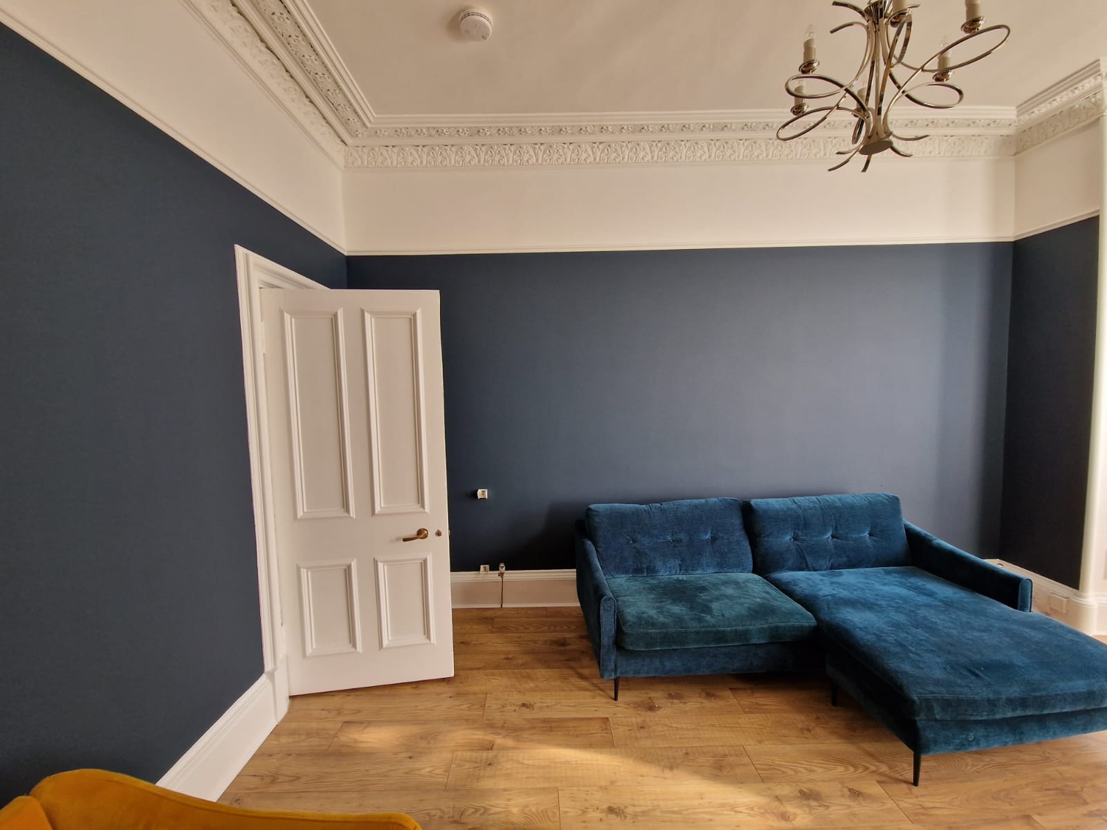 Painting and decorating in a domestic property carried out by Painters and Decorators Edinburgh