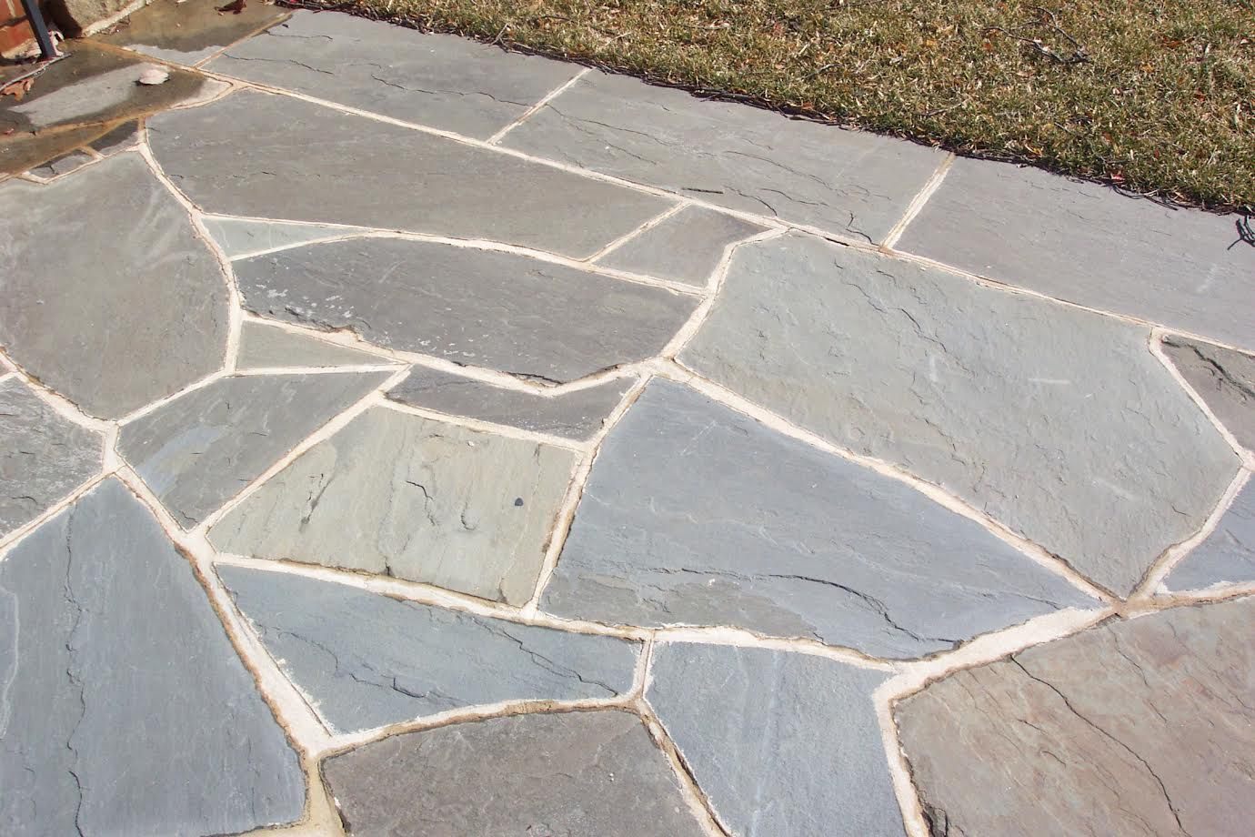 Irregular Bluestone Flagging by Gettysburg Stoneworks