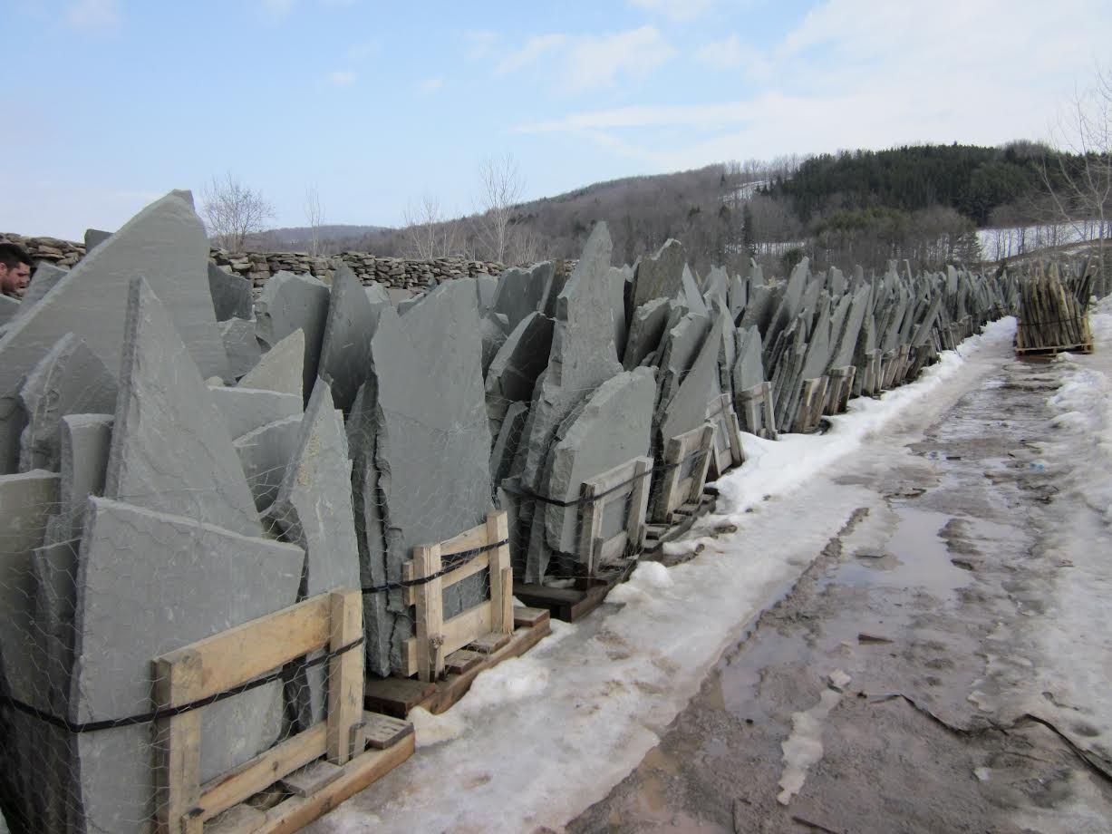 Irregular Bluestone Flagging by Gettysburg Stoneworks