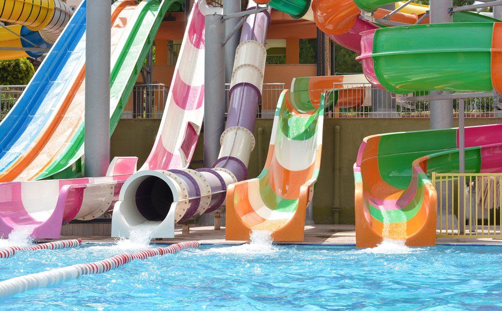 Raging Waves Waterpark — Aurora, IL — Hansen's Motel