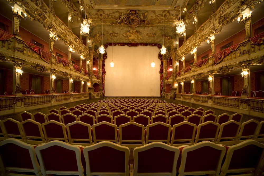 Sandwich Opera House — Aurora, IL — Hansen's Motel