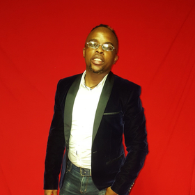 Thabo Seotsanayna