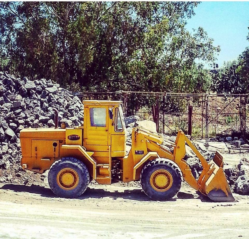 Macchina edile - Trasporto a discarica di rifiuti edili