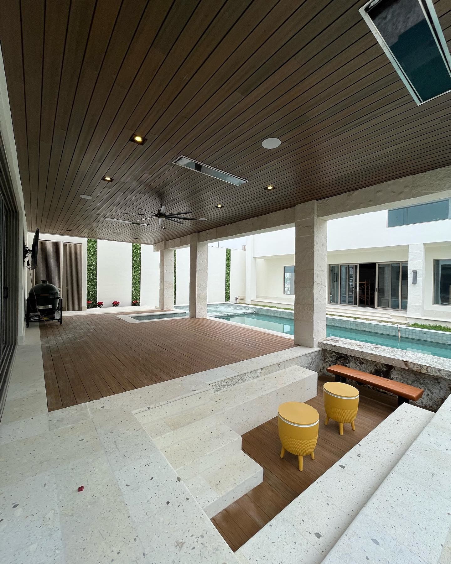 Duelas de madera, laminados y vinílicos 