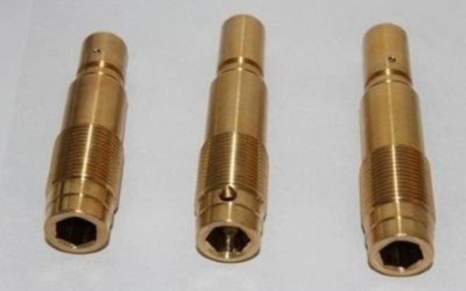 Turning of spindles