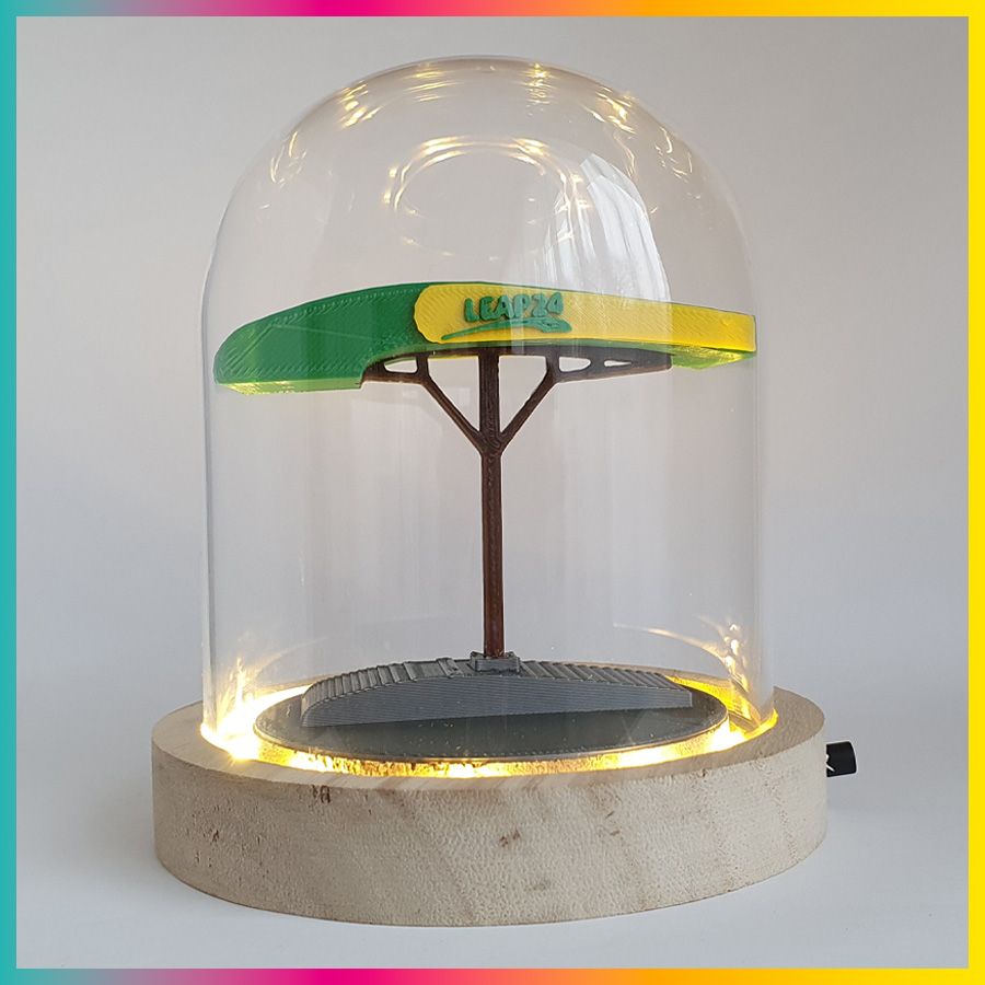 Relatiegeschenk LEAP24