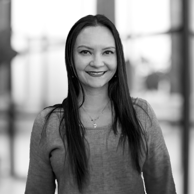 Ana Suy Sesarino