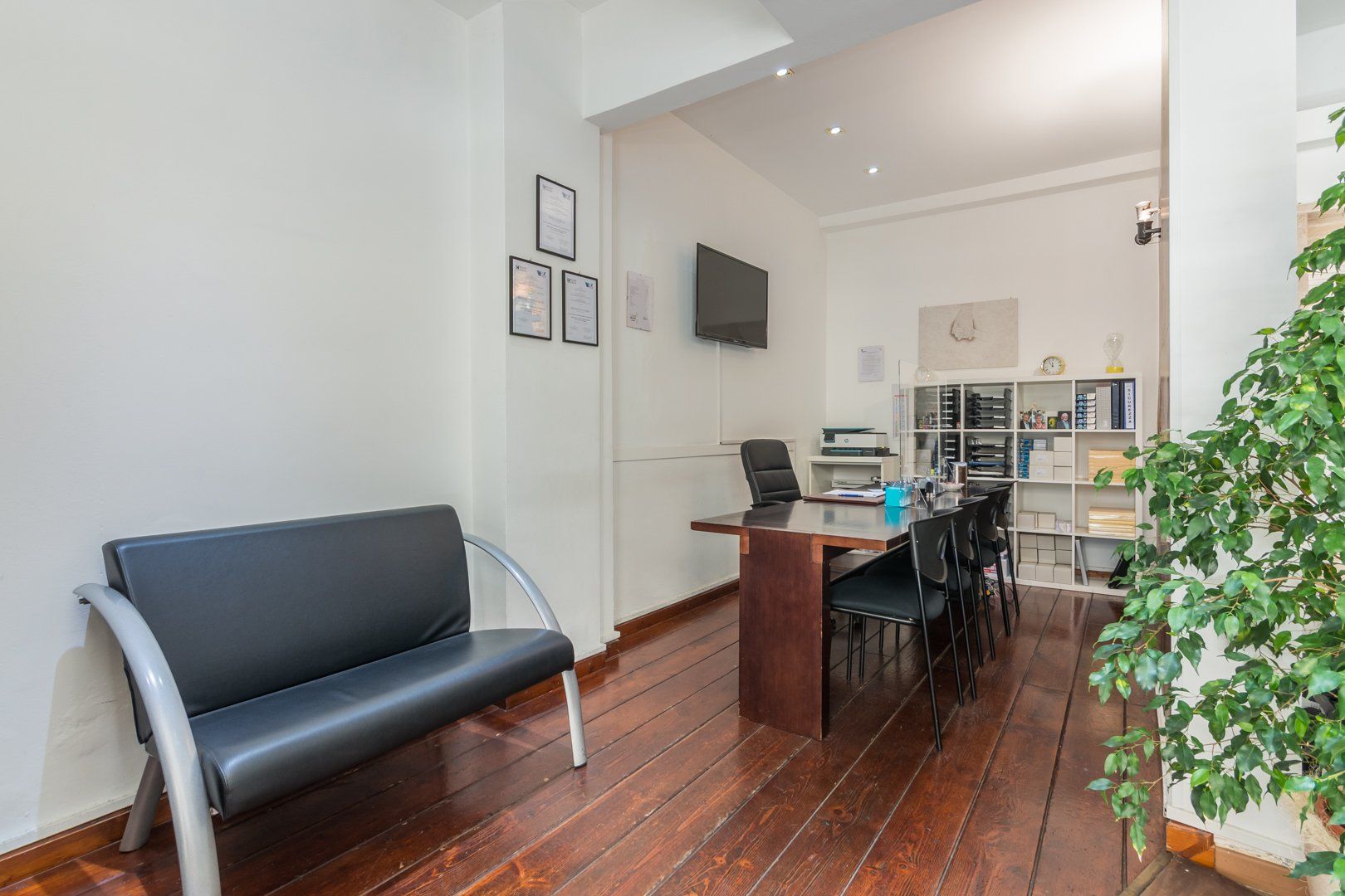 interno delle onoranze funebri Tonti