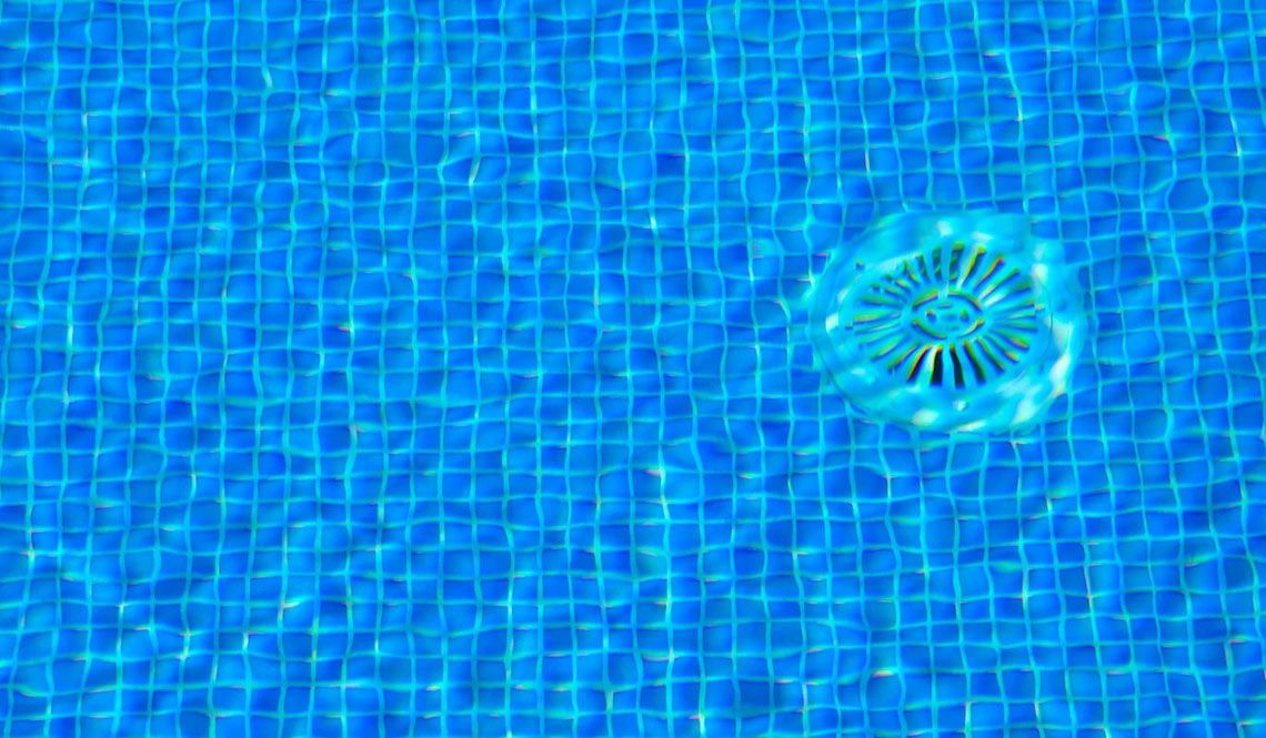 Swimming Pool Drain & Fill Service