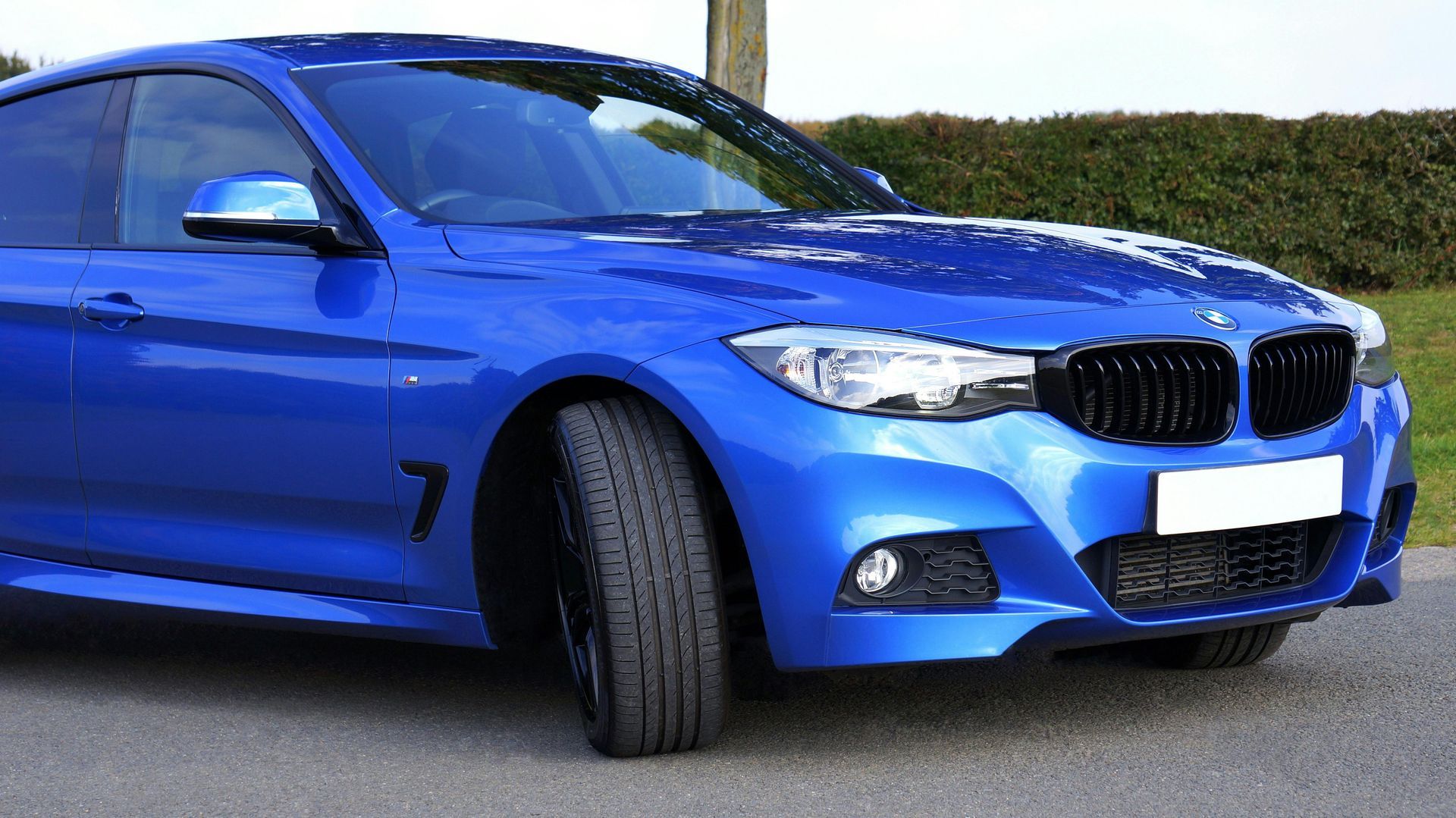 blue vehicle