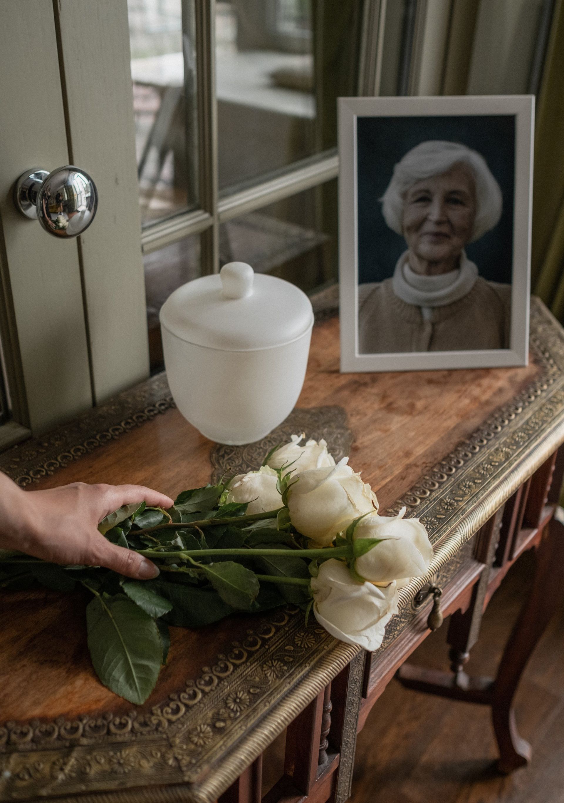 Keeping an Urn at Home