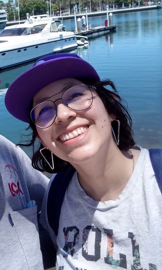 Tania Vasquez, office manager | Tania Vásquez, Gerente de Operaciones