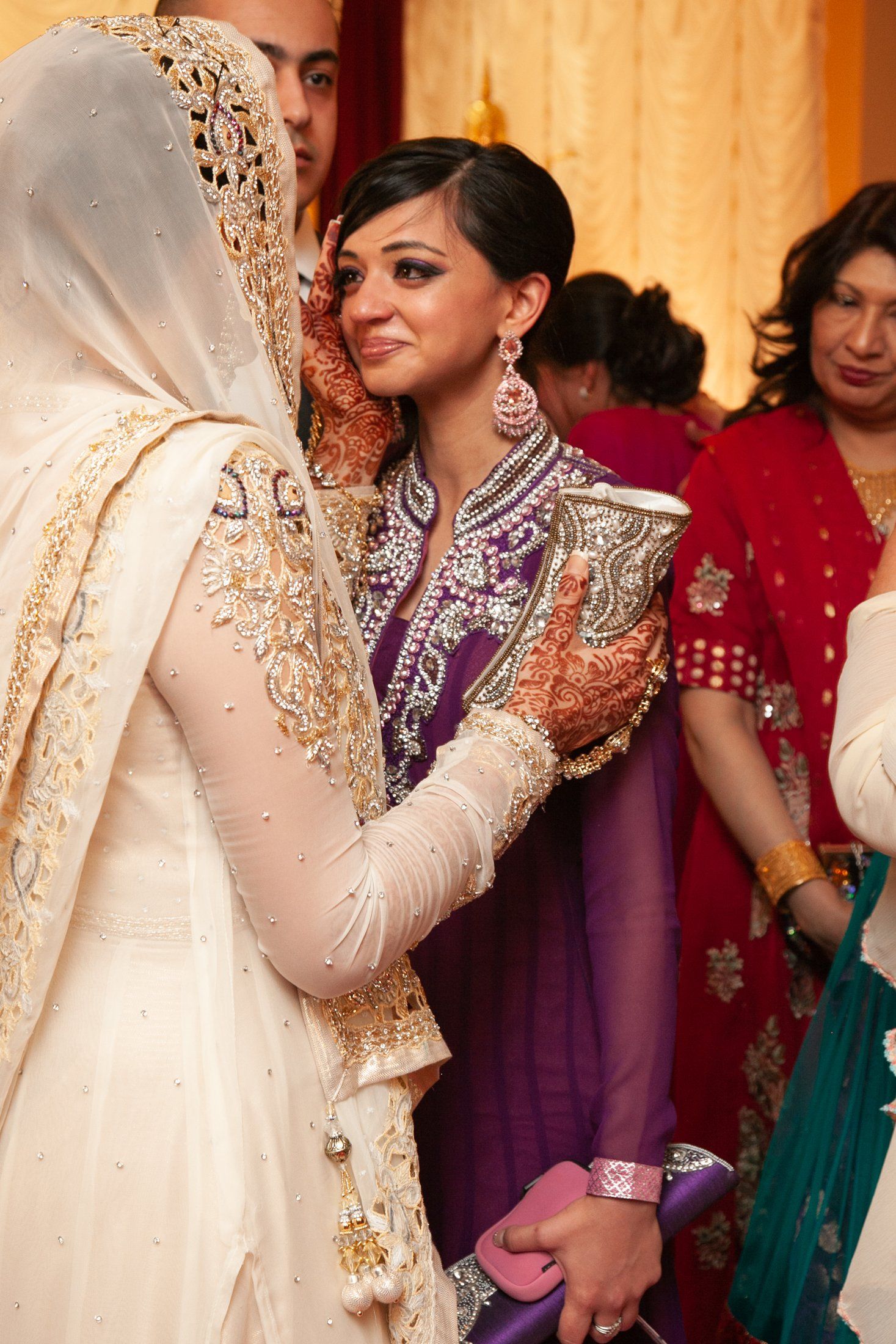Manchester wedding bride share moment with sister