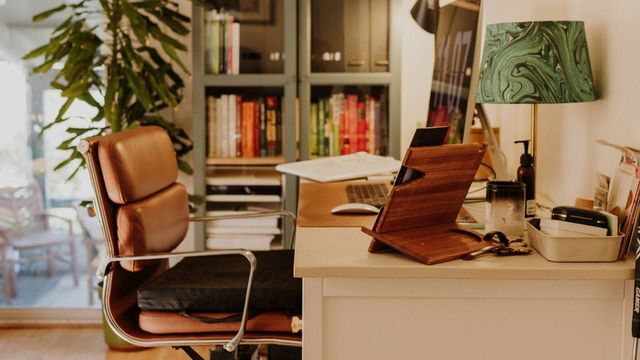 Home Office Chair Styling Tips: Transform Your Workspace Today