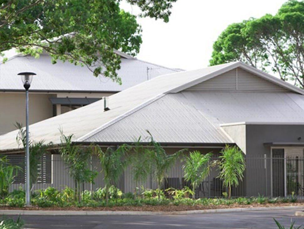 Residential Home With White Metal Roof — Roofing in Pinelands, NT