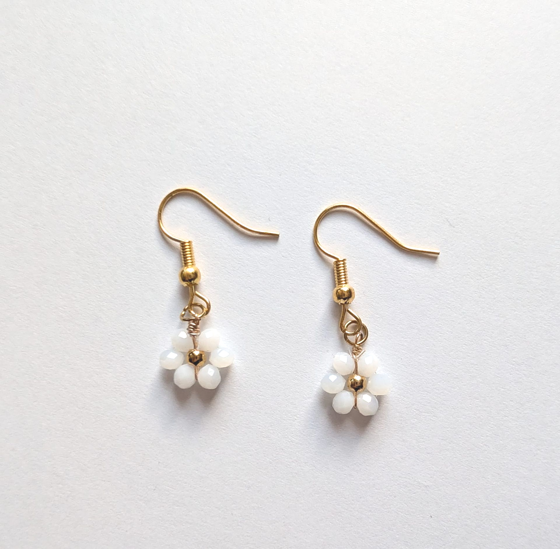 Fleur Blanche Dangles