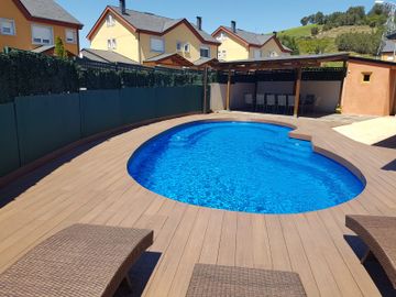 Mantenimiento instalación de piscinas de fibra en Cuenca