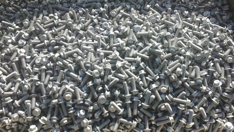 Prodotti sottoposti a zincatura dei metalli