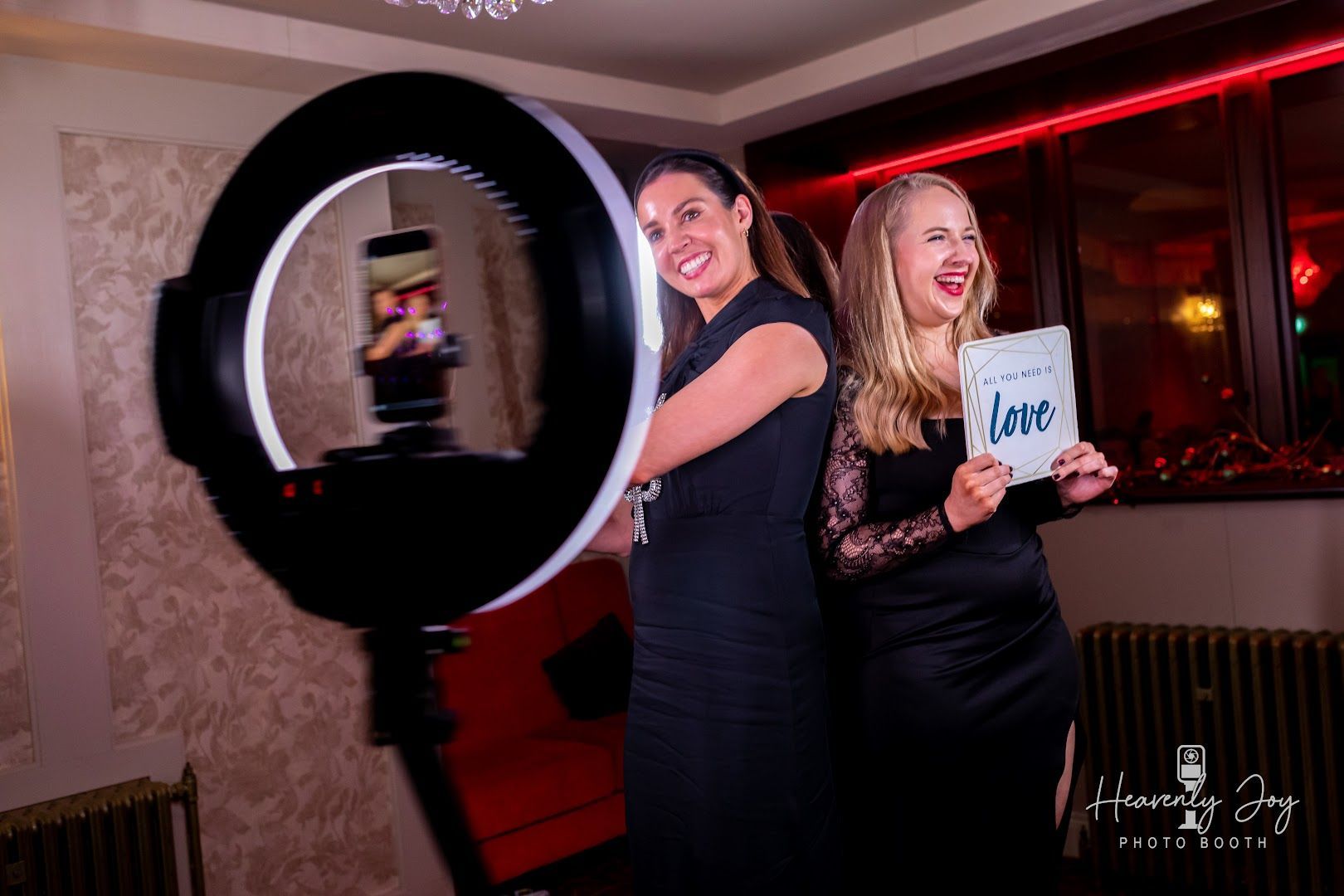 360 photo booth wedding