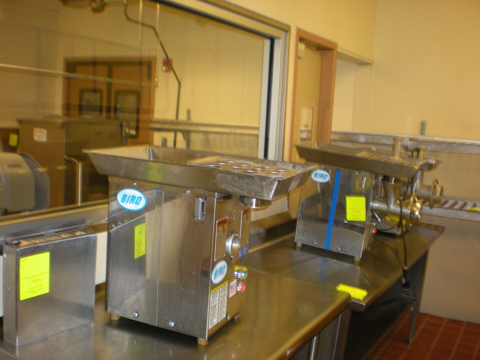 Meat Grinder - Marion, IL - Taylor Auction and Realty