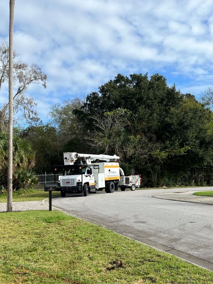 Tree Service Truck — Palm Coast, FL — Treecon