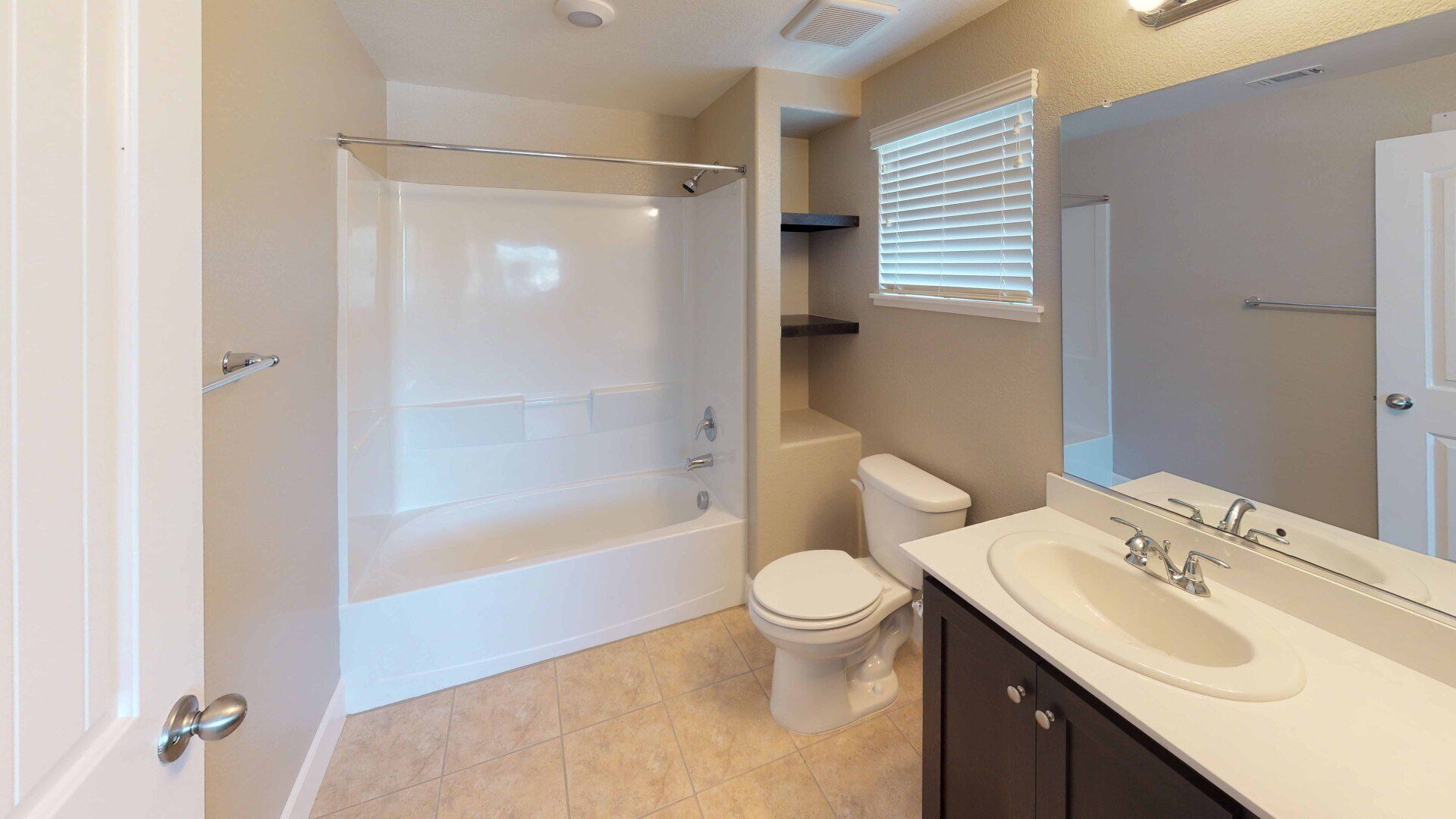 Edgewater Apartments Pittsburg, CA