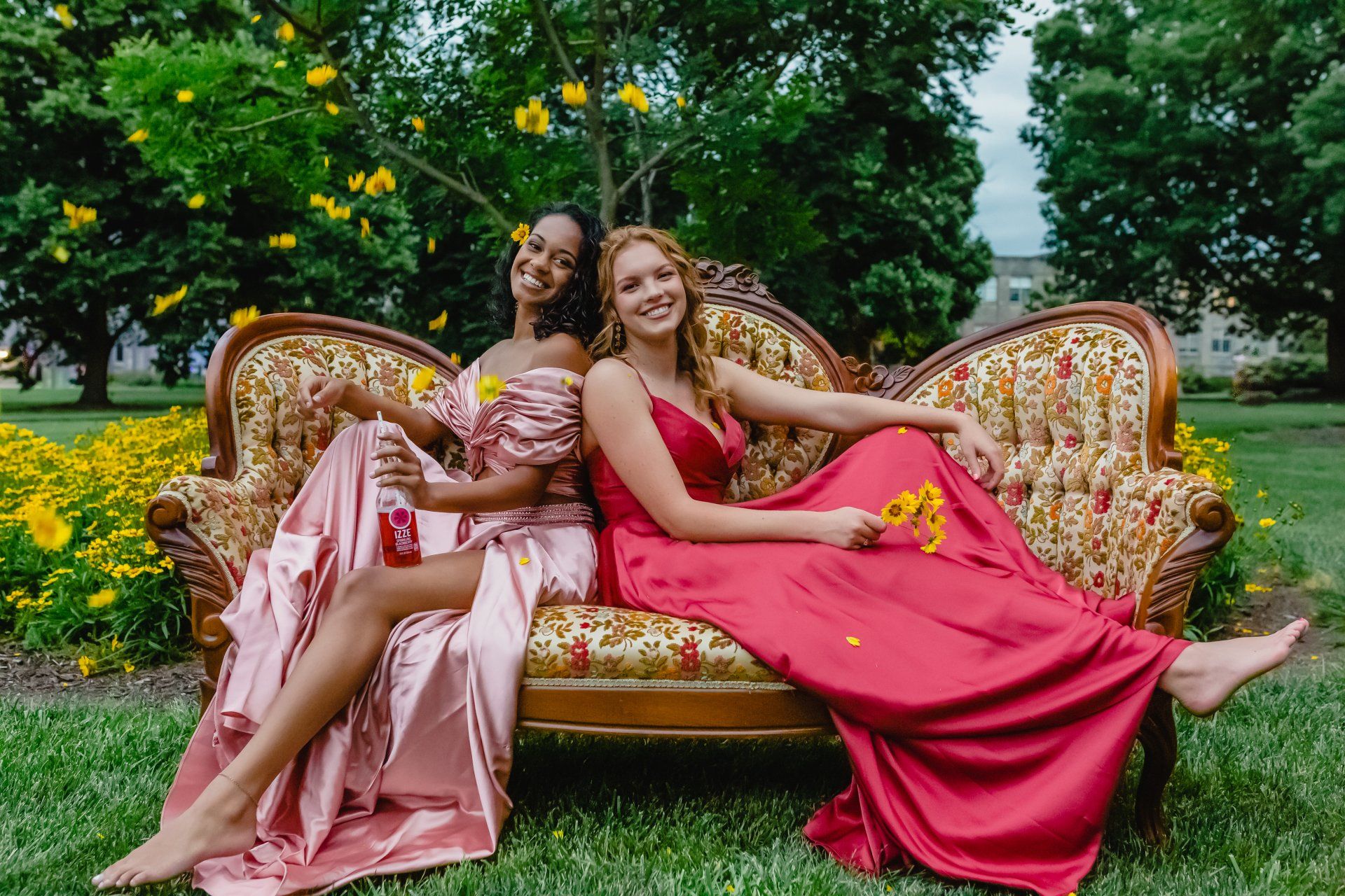 Paparazzi Glamour & Gowns Evansville IN