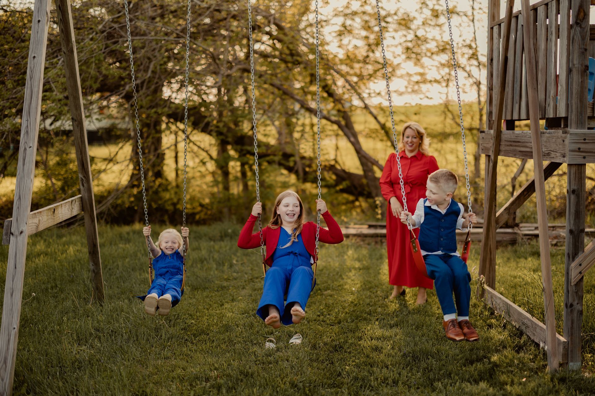 Emily Poe Stumler Contact Page Banner