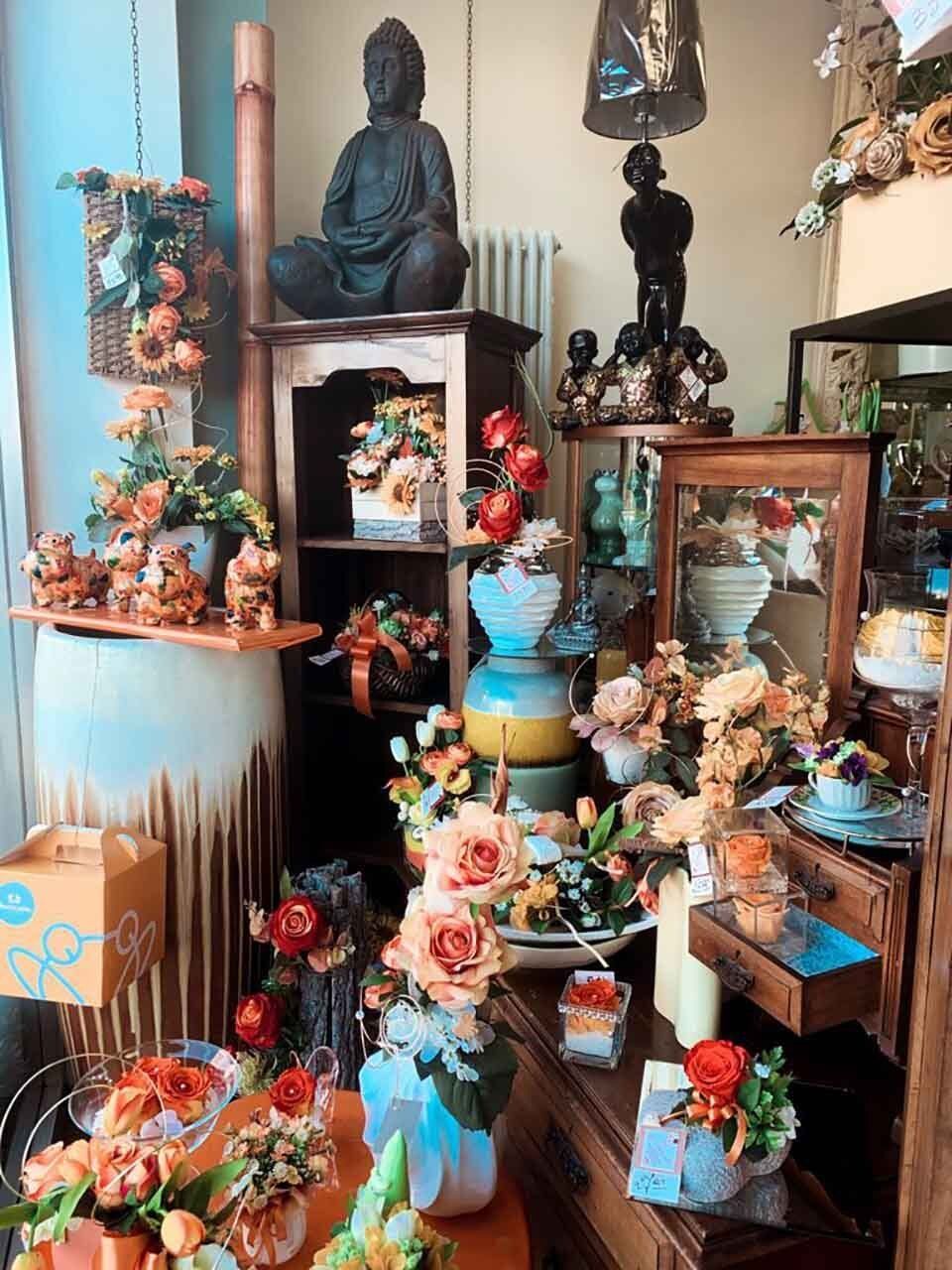 oggettistica a tema floreale