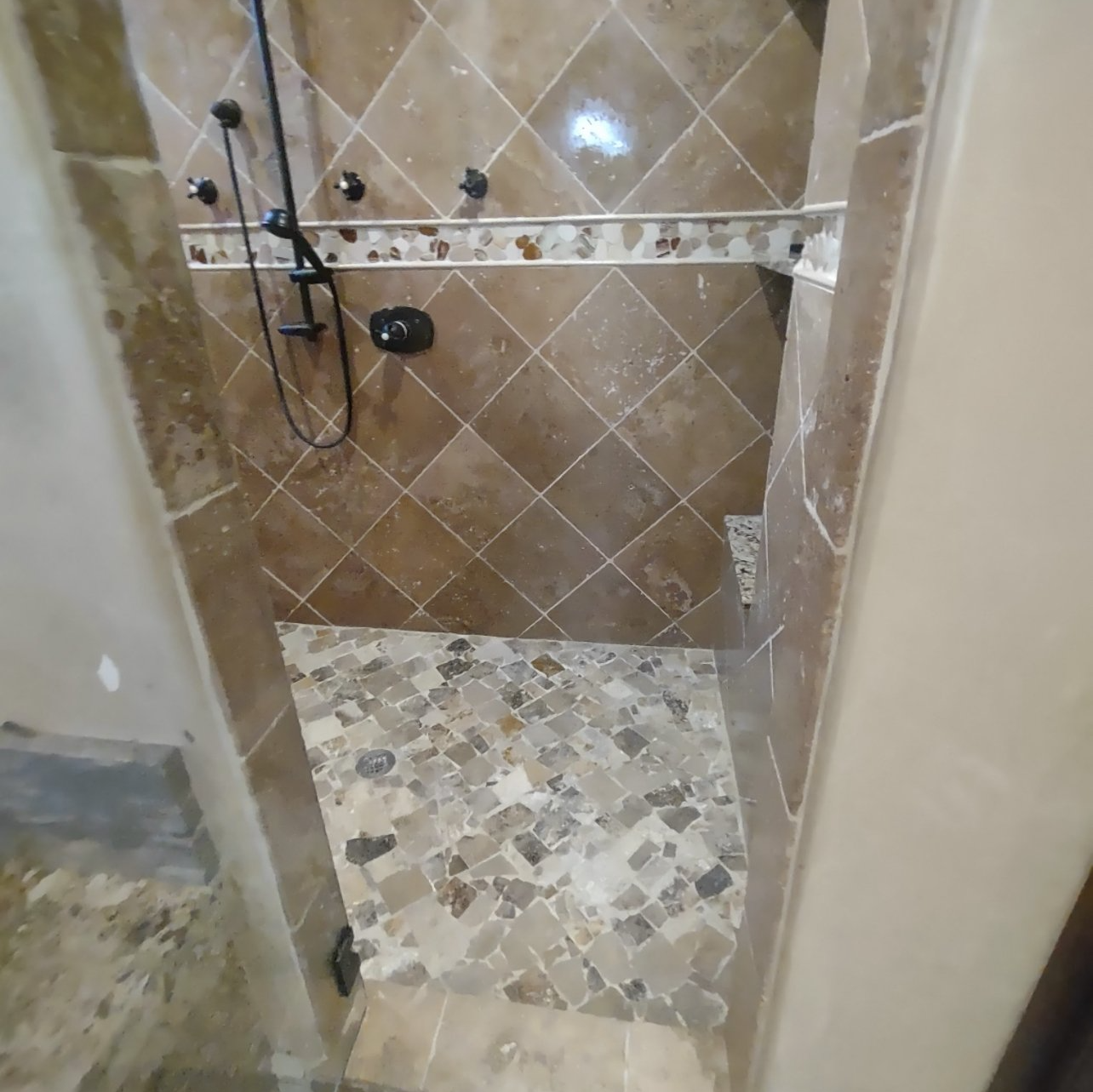 decorative tile liner, shower tile, diagonal tile walls