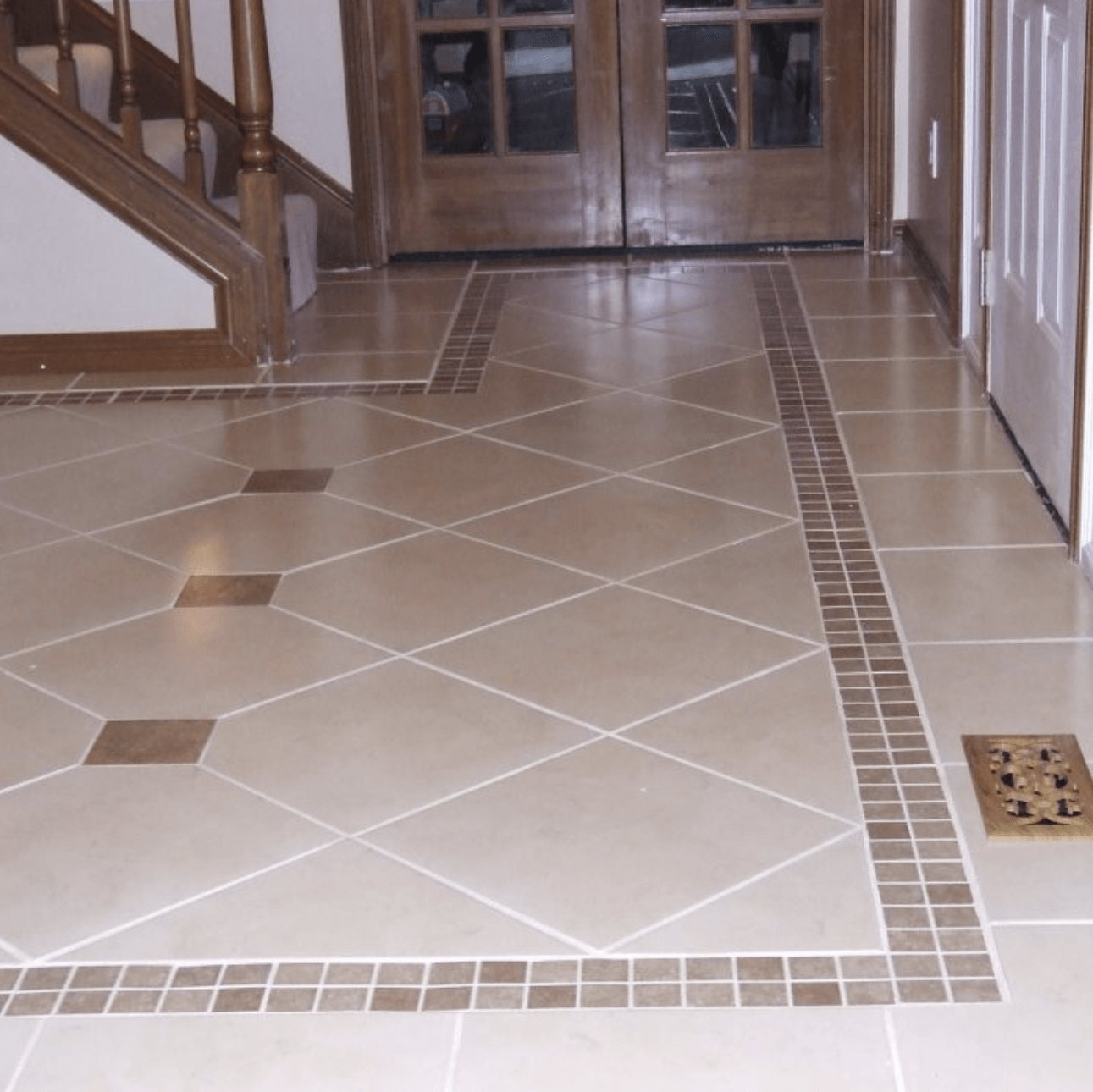 Border tiles w/ diagonal pattern tiles