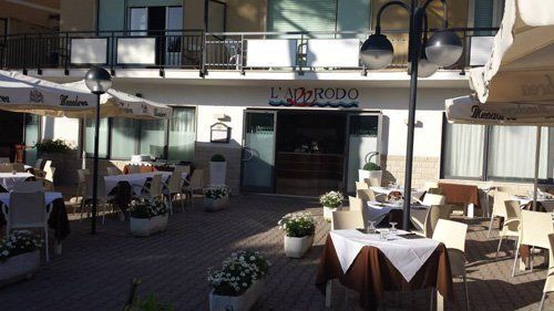 tavoli imbanditi