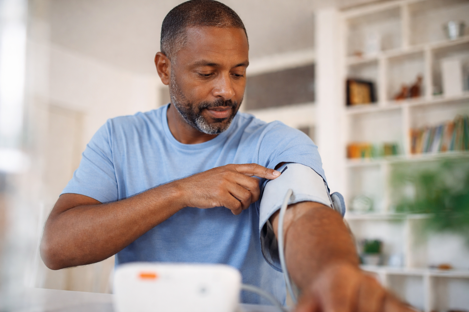 Ad for quitting smoking: A phone is held, with the number 1-800-QUIT-NOW displayed.