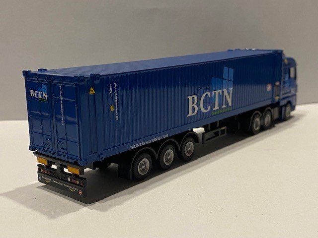 BCTN B.V. Tematoys 08-2003 MAN TGX 6x2 achterzijde