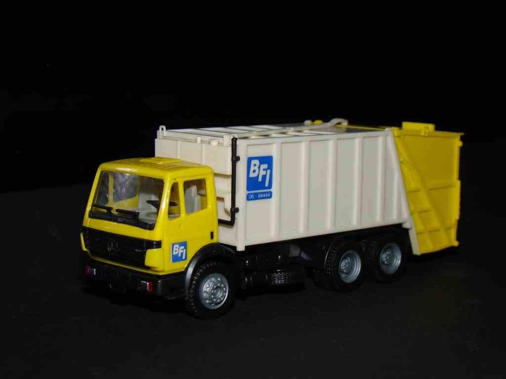 BFI Herpa 911326 MB 1632 Zilveren Velgen