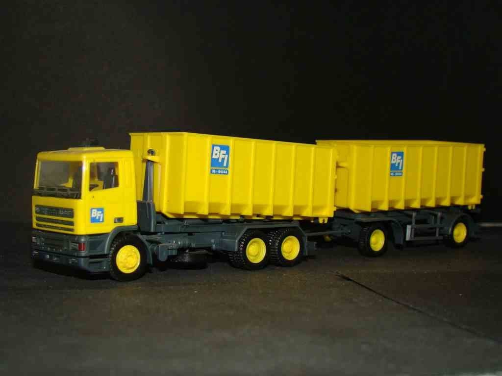 BFI Herpa 911351  DAF 95 Combi Gele Velgen