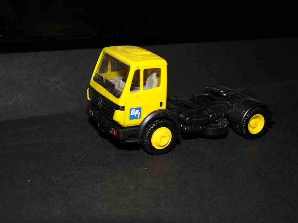 BFI Herpa MB  Eigenbouw trekker