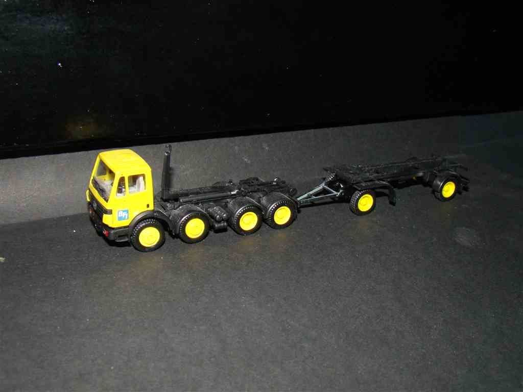 BFI Herpa Combi Eigenbouw 4 asser