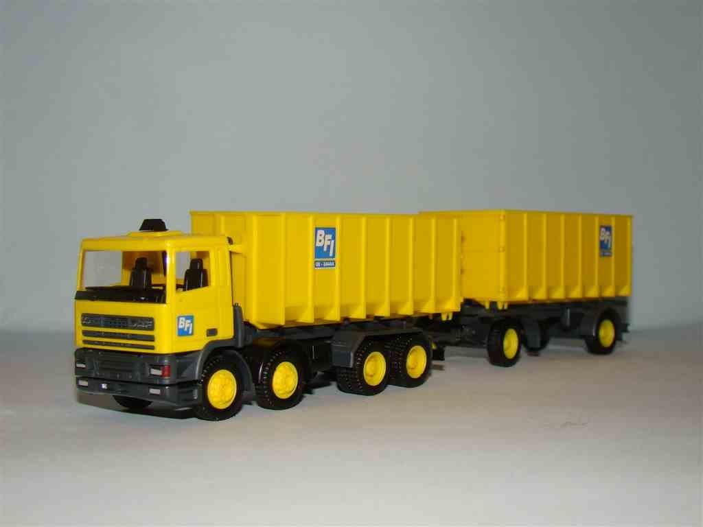 BFI Herpa ombouw DAF 95 4 asser gele velgen