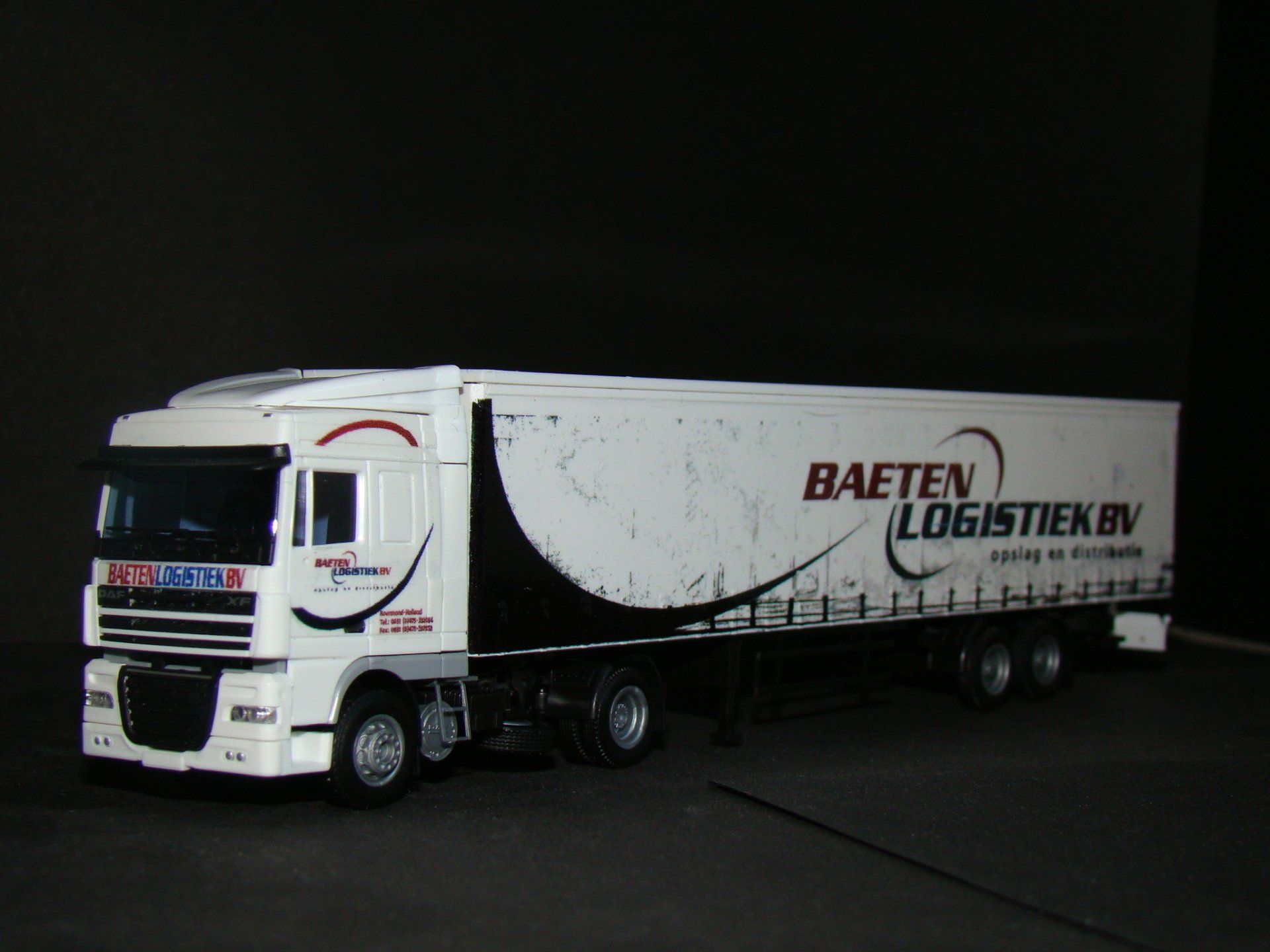 Baeten Logistiek Herpa Eigenbouw DAF XF 105 SC