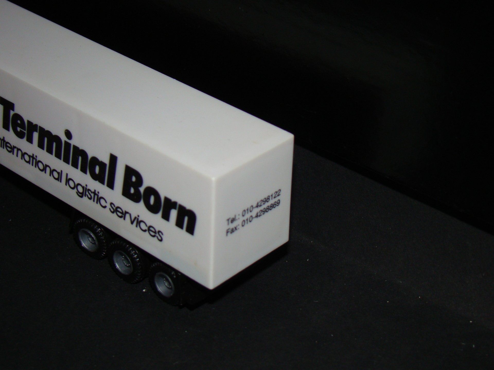 Barge Terminal Born ESFI MB Achter zijde